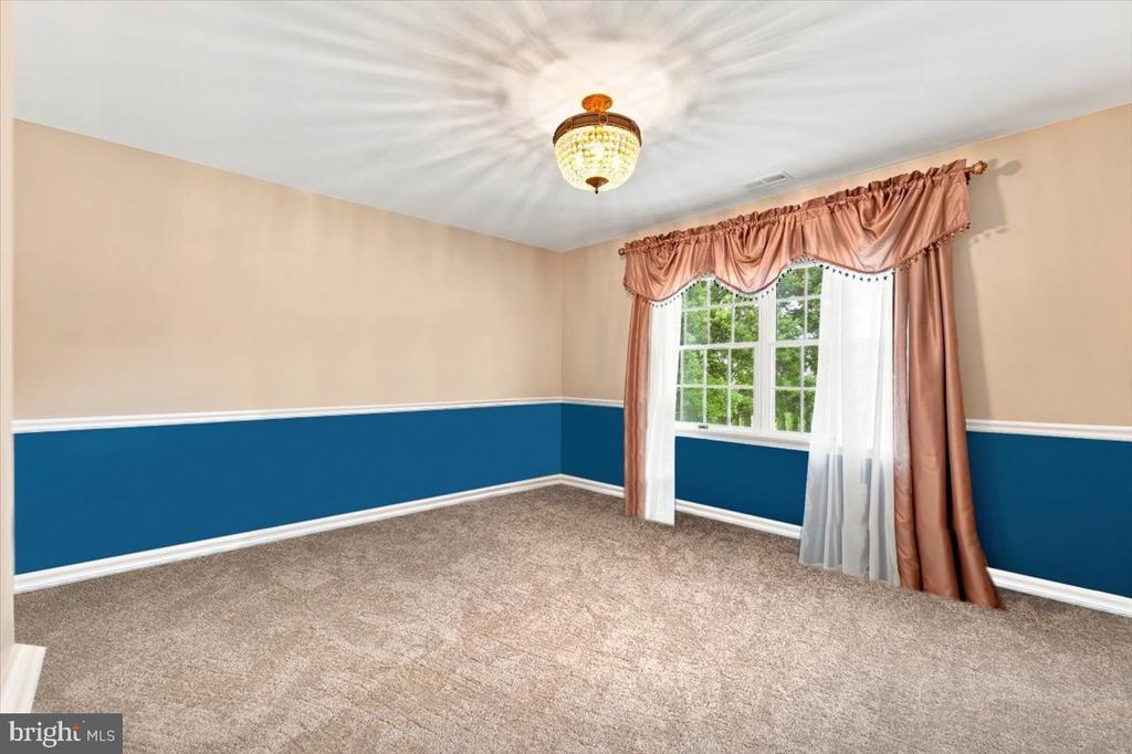 19 RICKLAND DRIVE