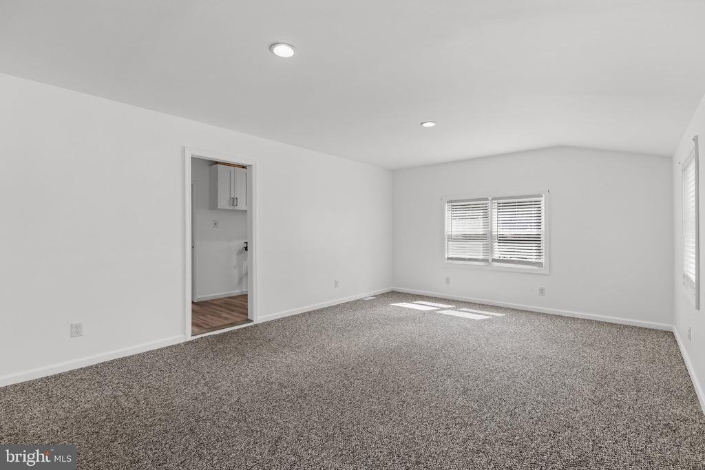 85 MYRTLE AVENUE