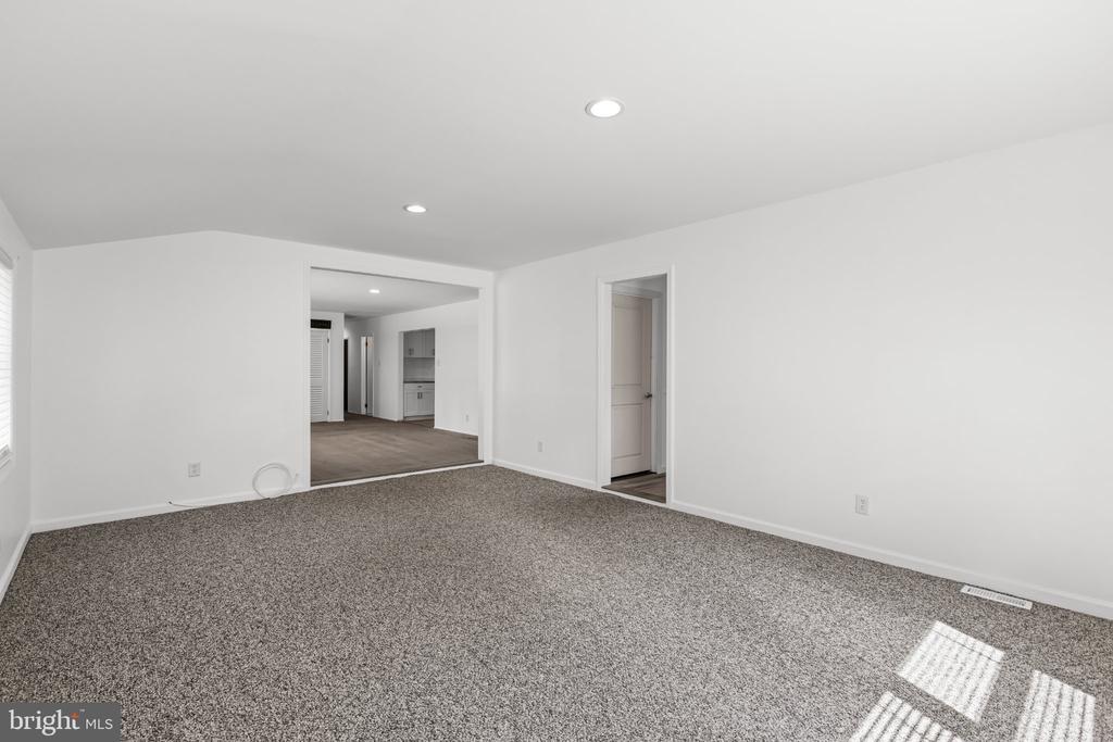 85 MYRTLE AVENUE