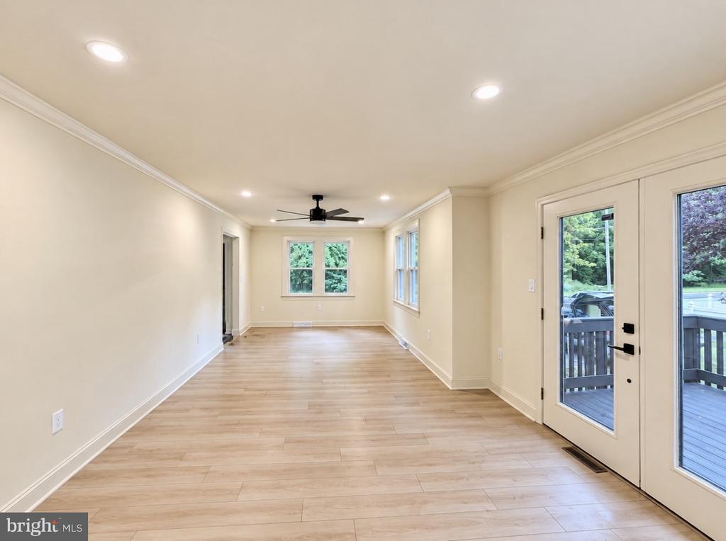 329 WOODBURY TURNERSVILLE ROAD