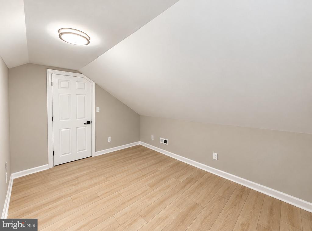 329 WOODBURY TURNERSVILLE ROAD