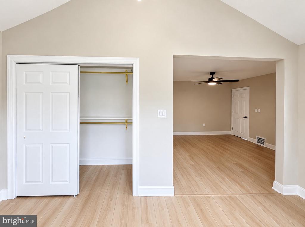 329 WOODBURY TURNERSVILLE ROAD