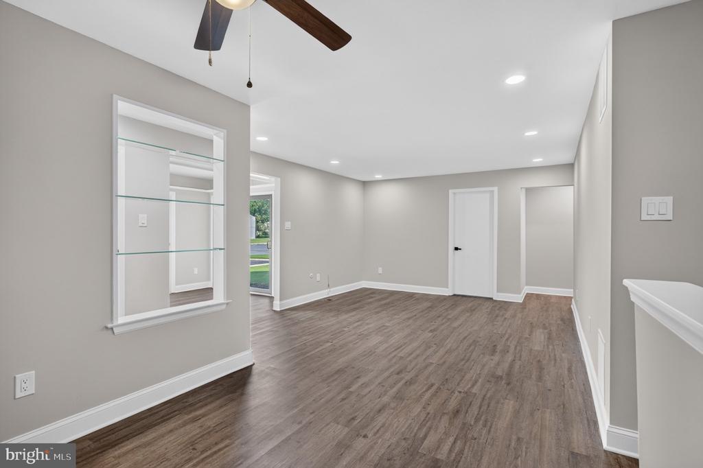 1 DEVON PLACE