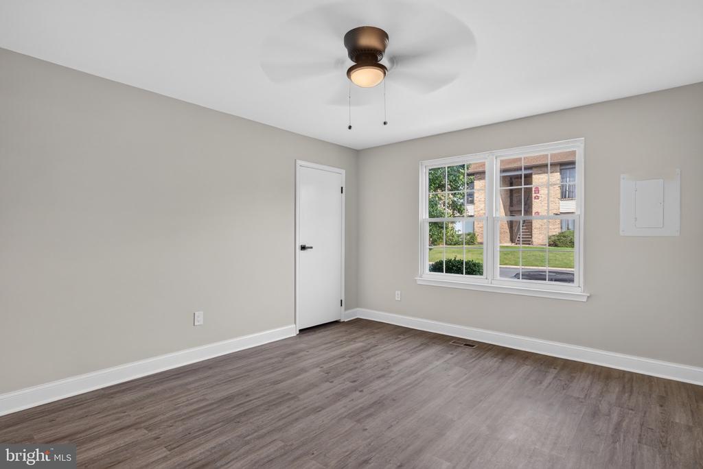 1 DEVON PLACE