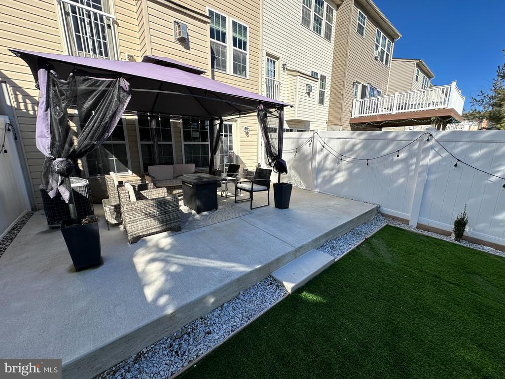355 CRISTAUDO COURT