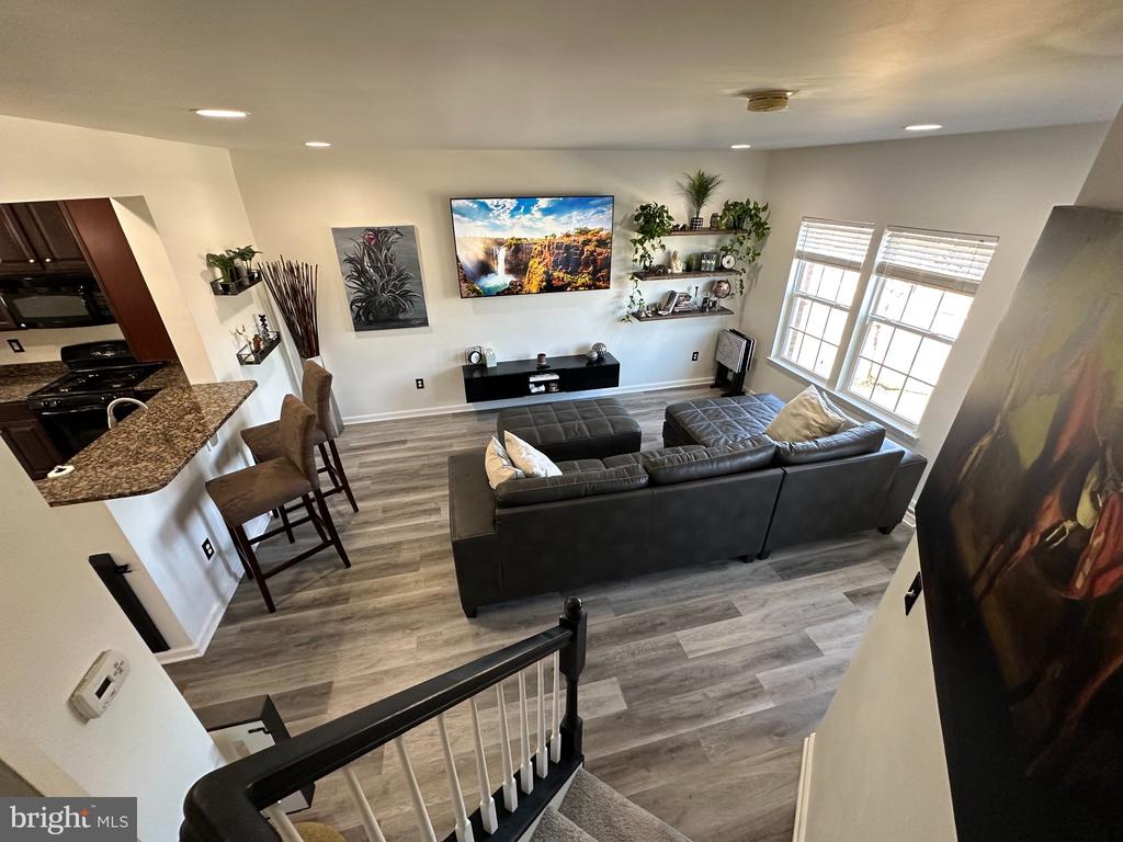 355 CRISTAUDO COURT