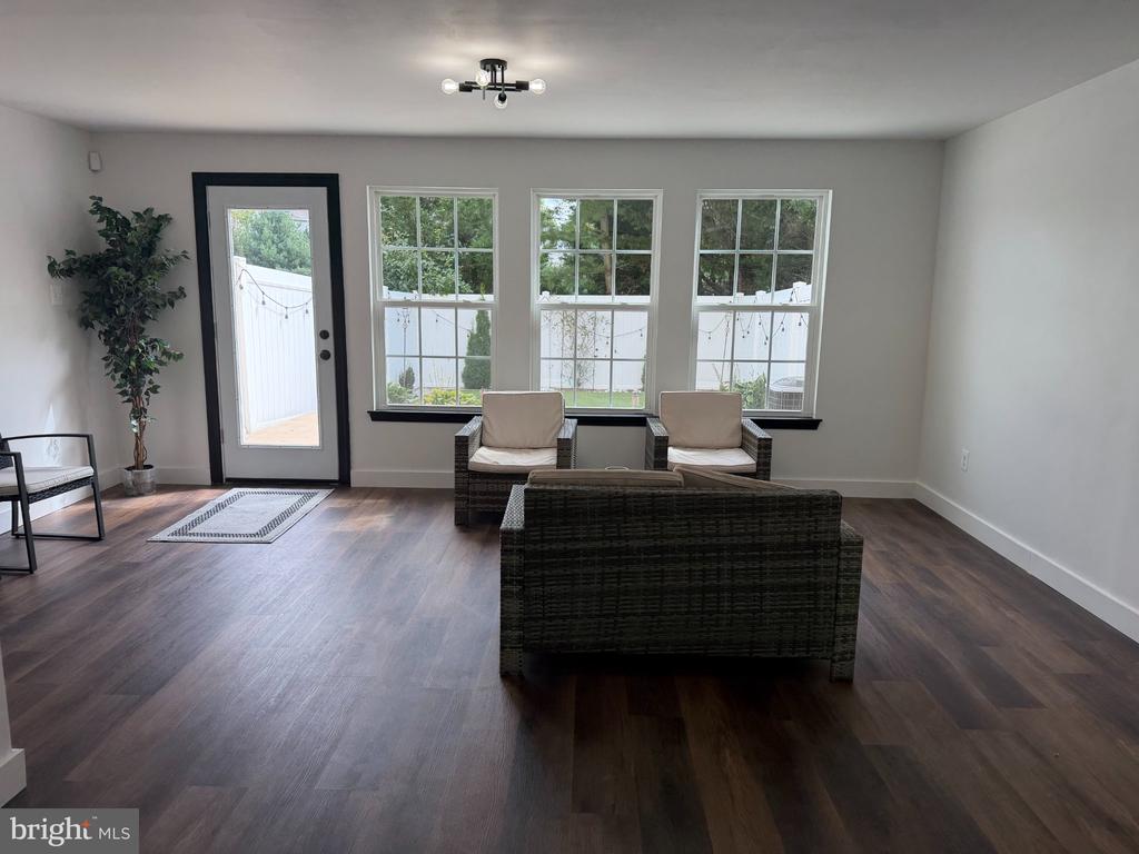 355 CRISTAUDO COURT