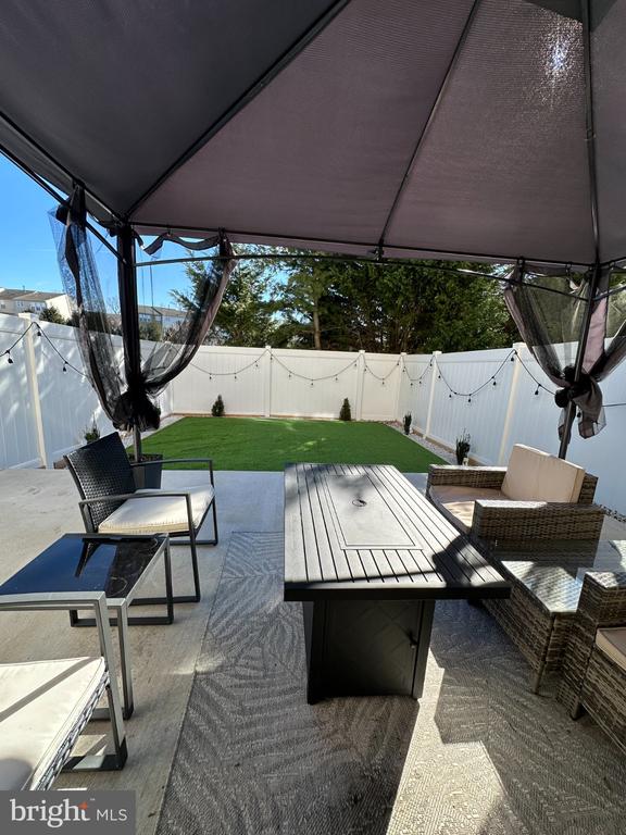 355 CRISTAUDO COURT