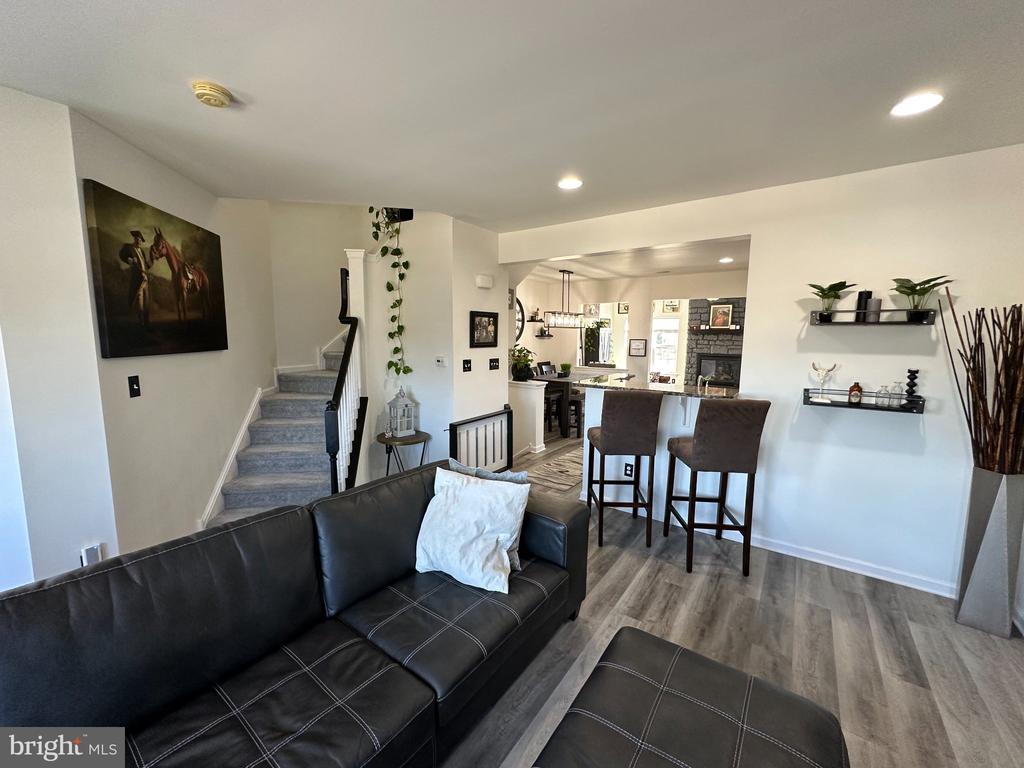 355 CRISTAUDO COURT