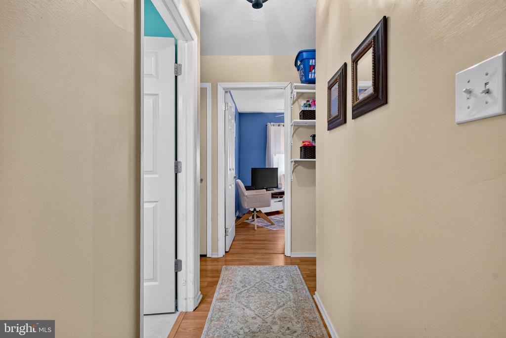 8 CENTAURI AVENUE