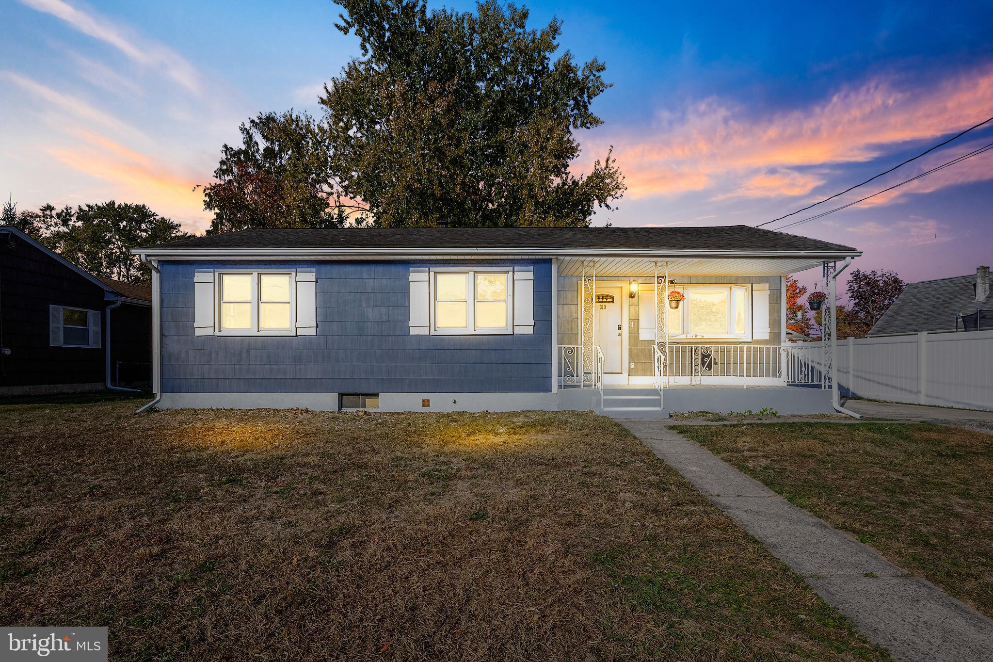 313 Montana Ave