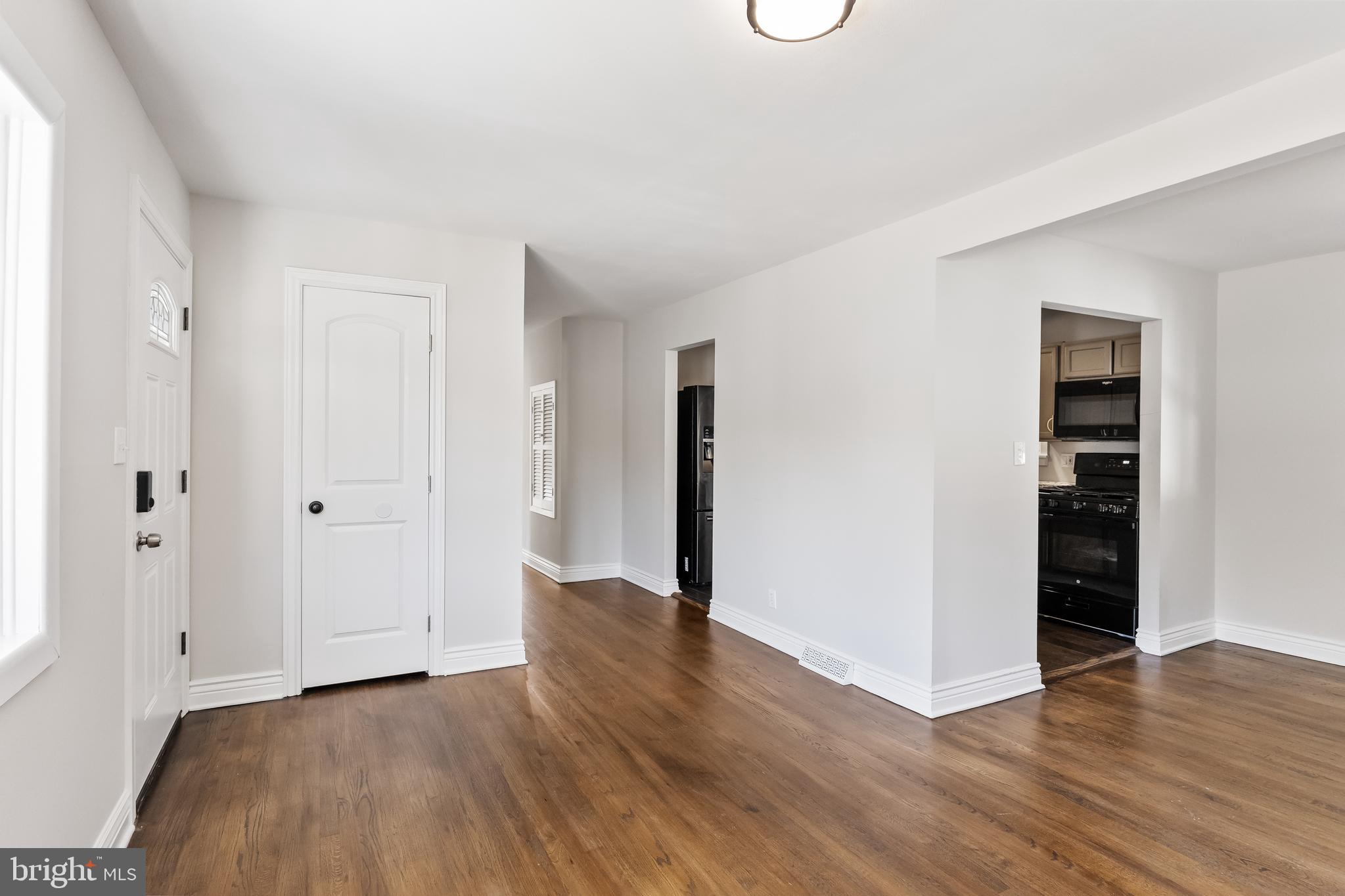 313 Montana Ave