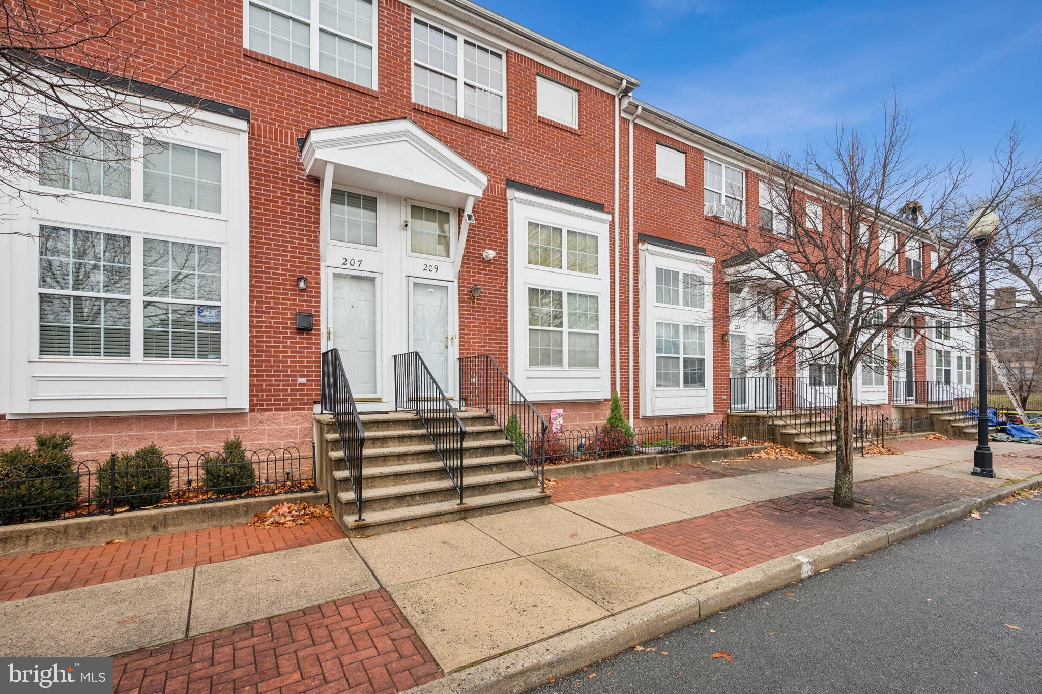 209 MONUMENT PLACE