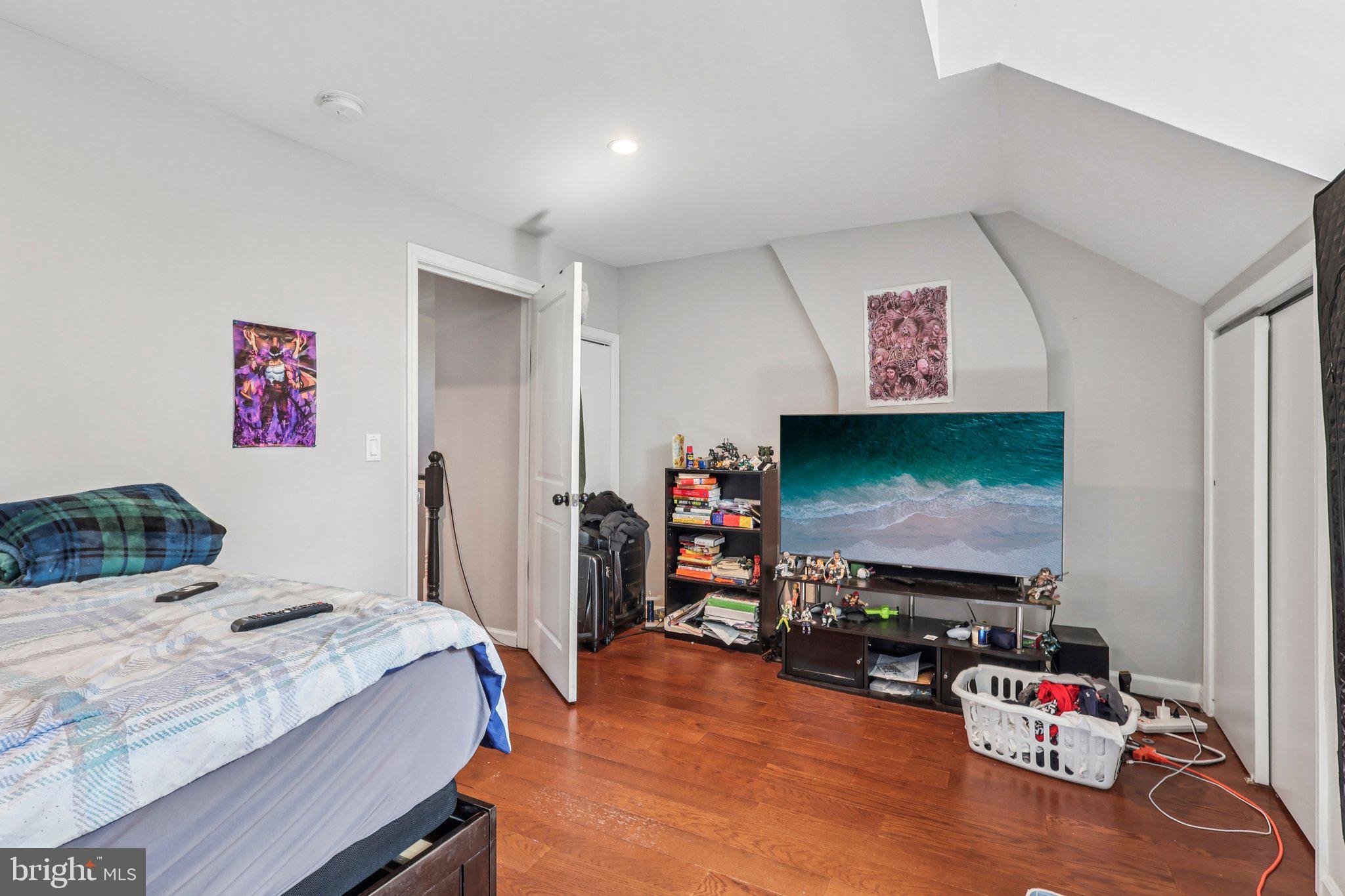 1054 Stuyvesant Ave