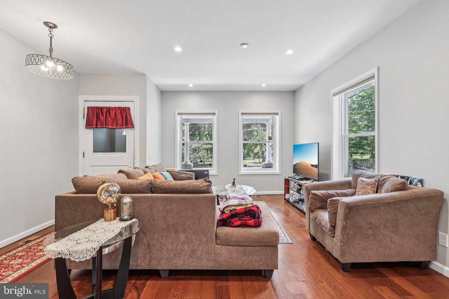 1054 Stuyvesant Ave