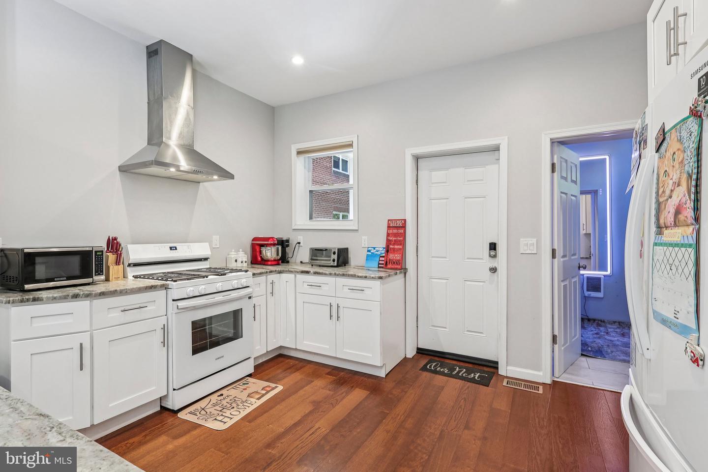 1054 Stuyvesant Ave