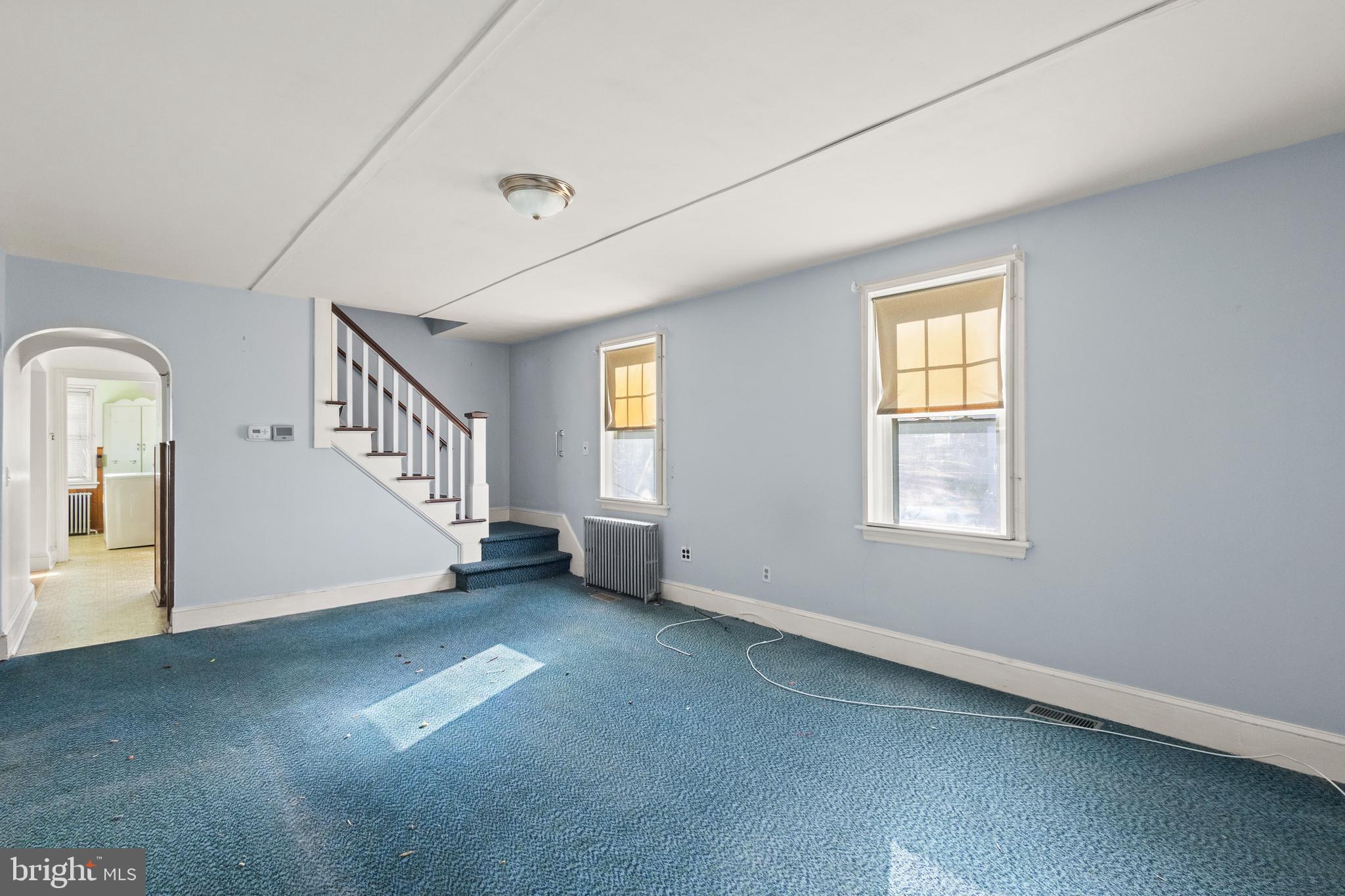 374 SANDALWOOD AVENUE