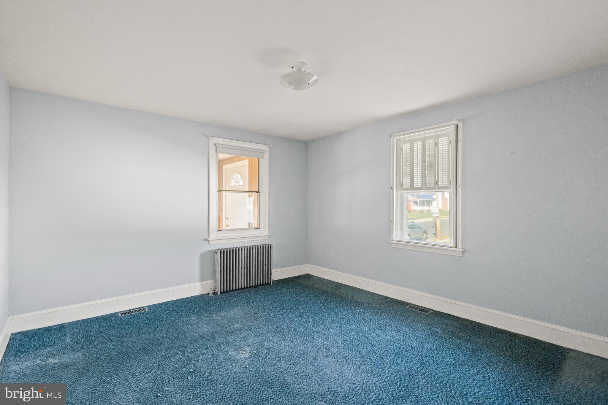 374 SANDALWOOD AVENUE