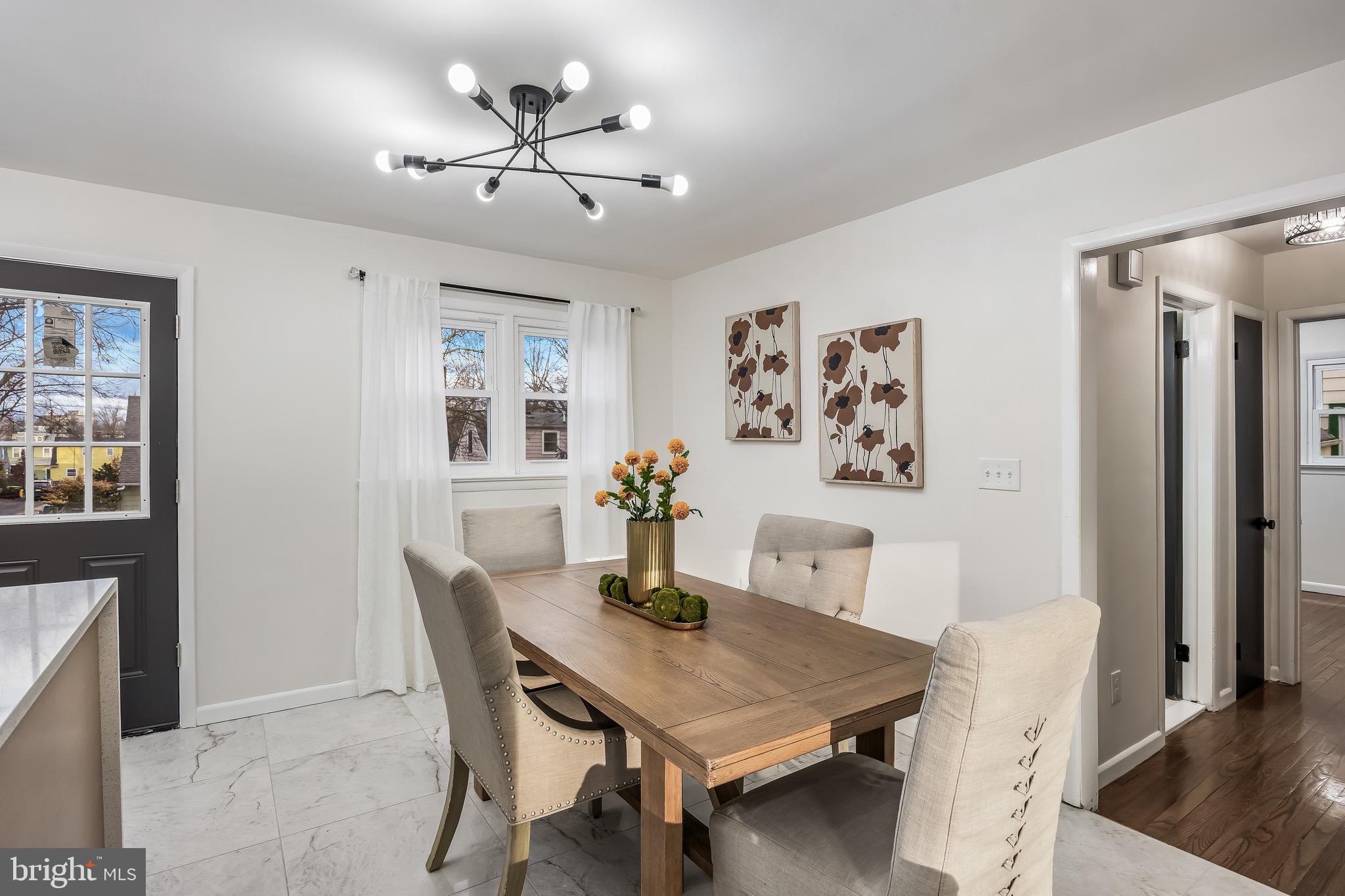 42 HAZELHURST AVENUE