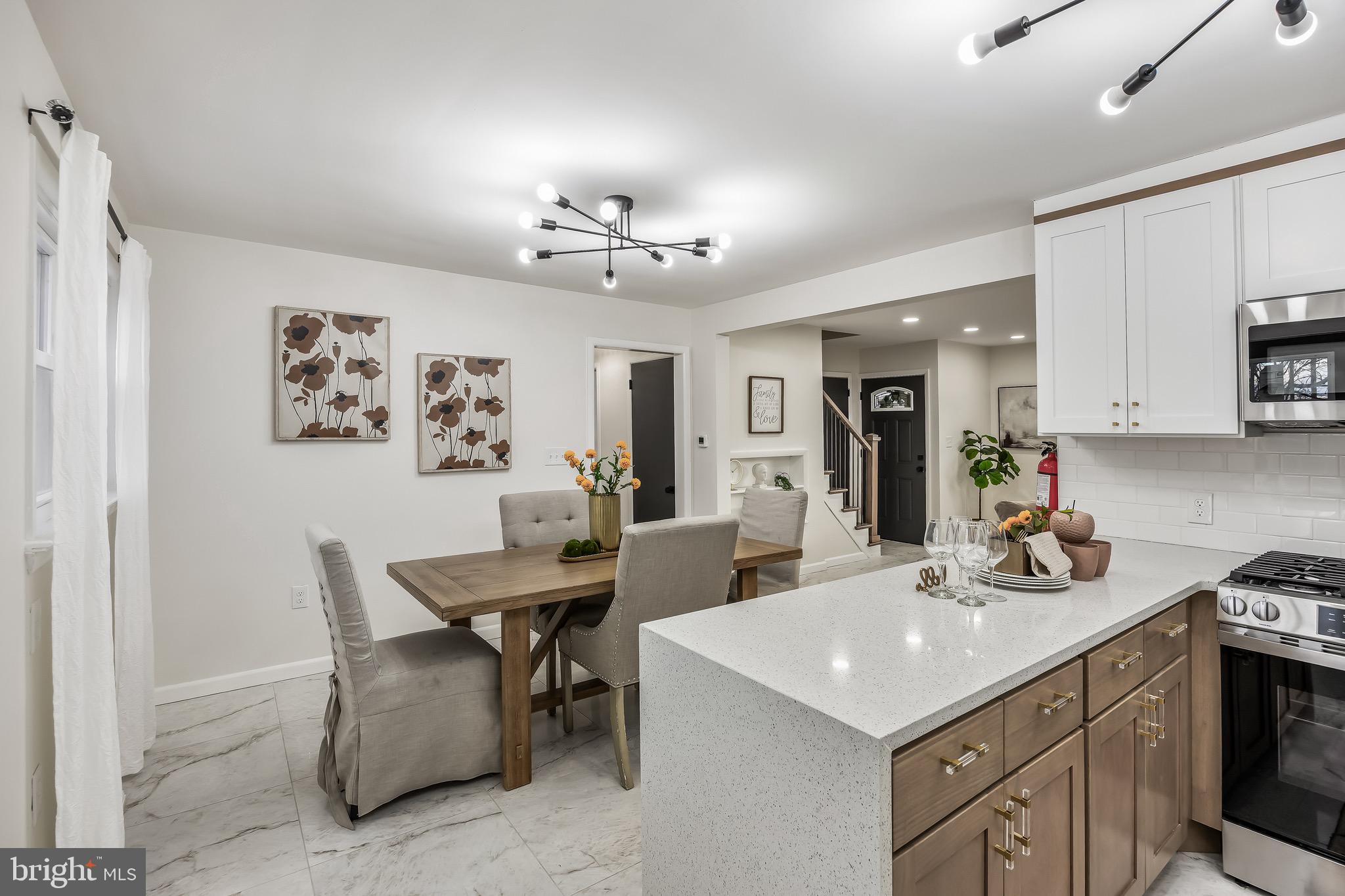 42 HAZELHURST AVENUE