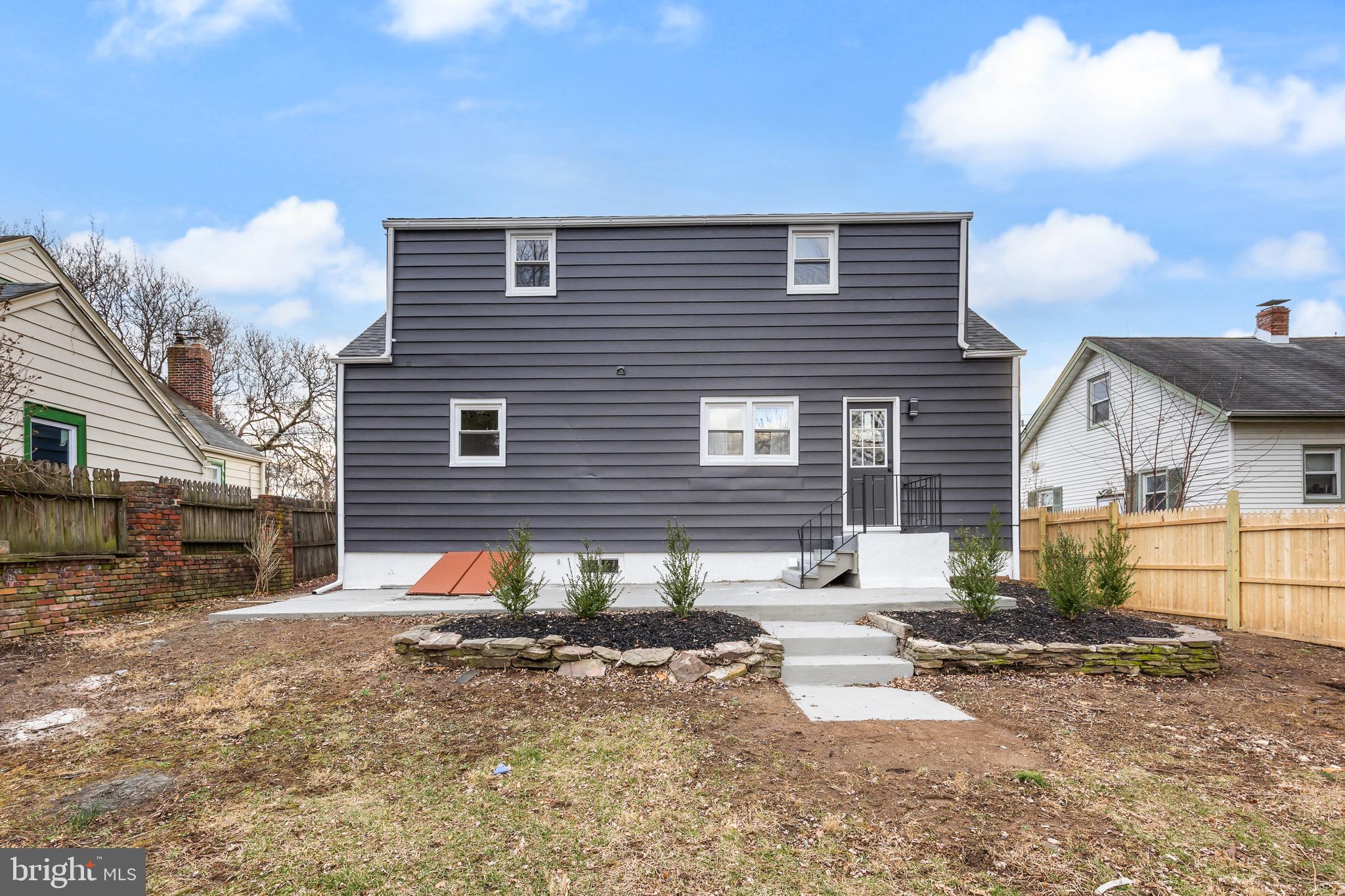 42 HAZELHURST AVENUE