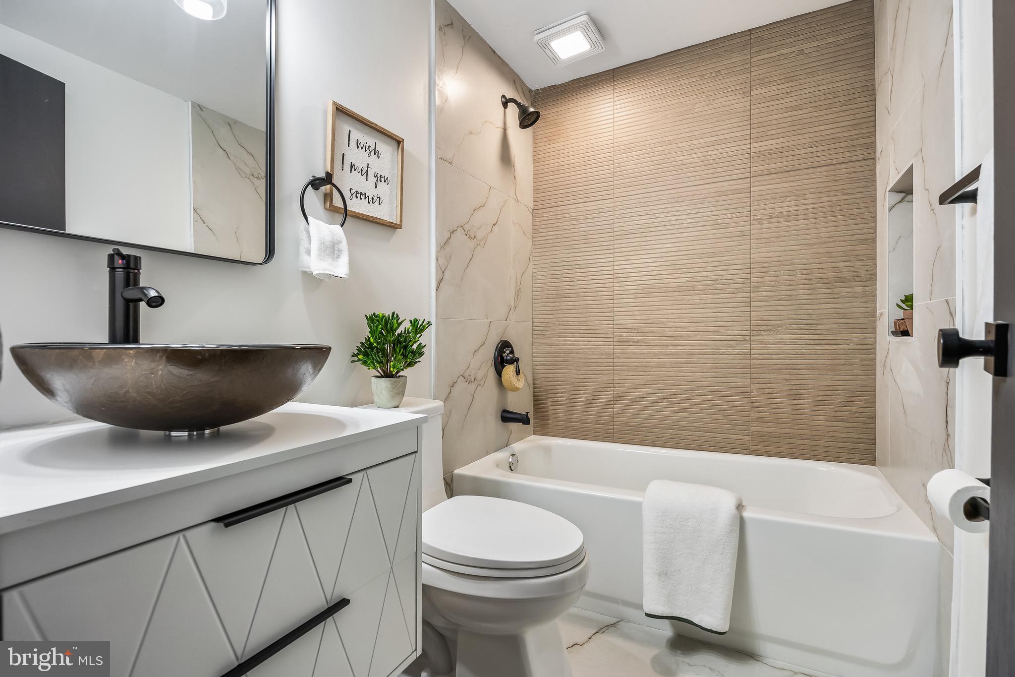 42 HAZELHURST AVENUE