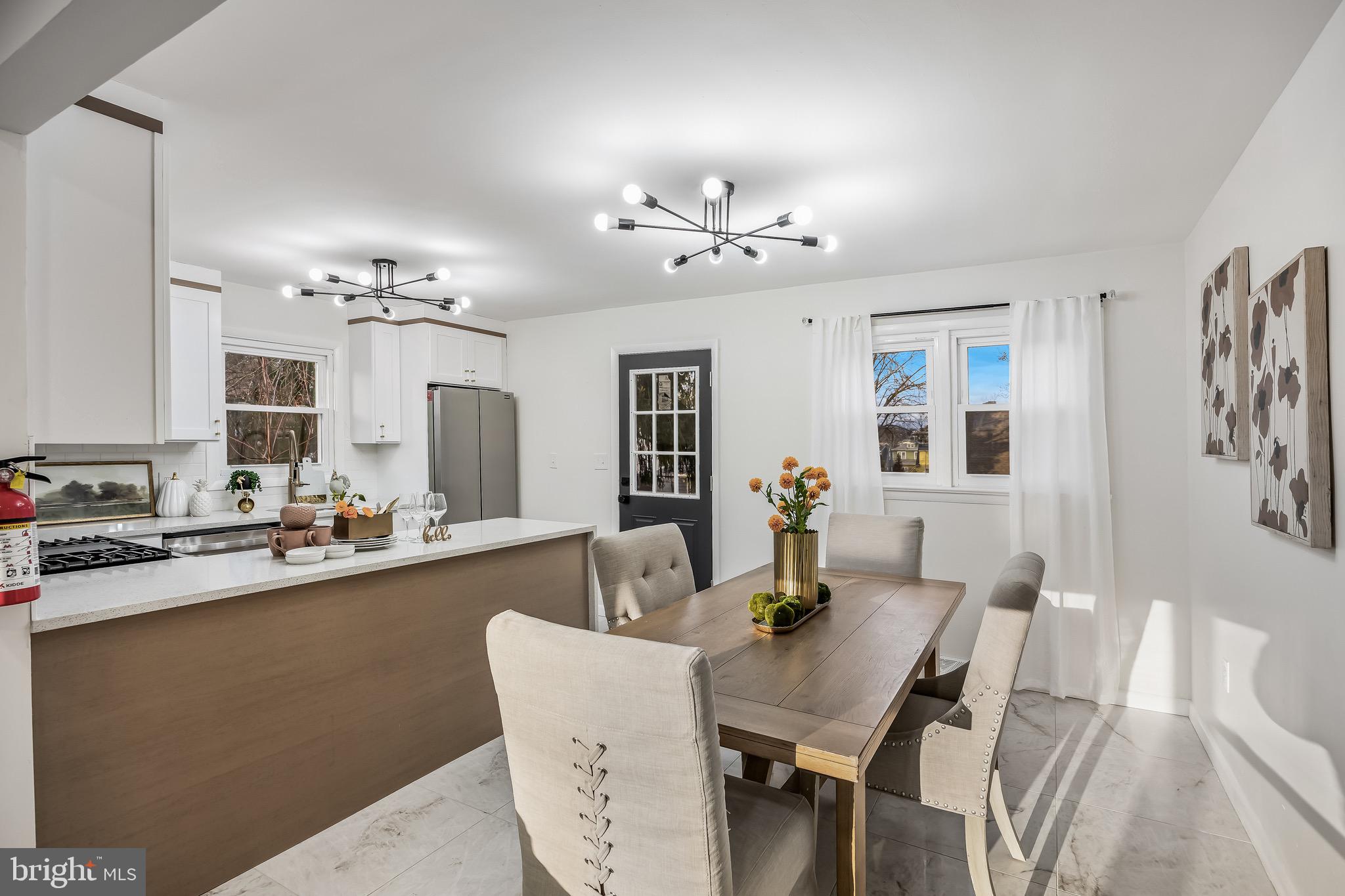 42 HAZELHURST AVENUE