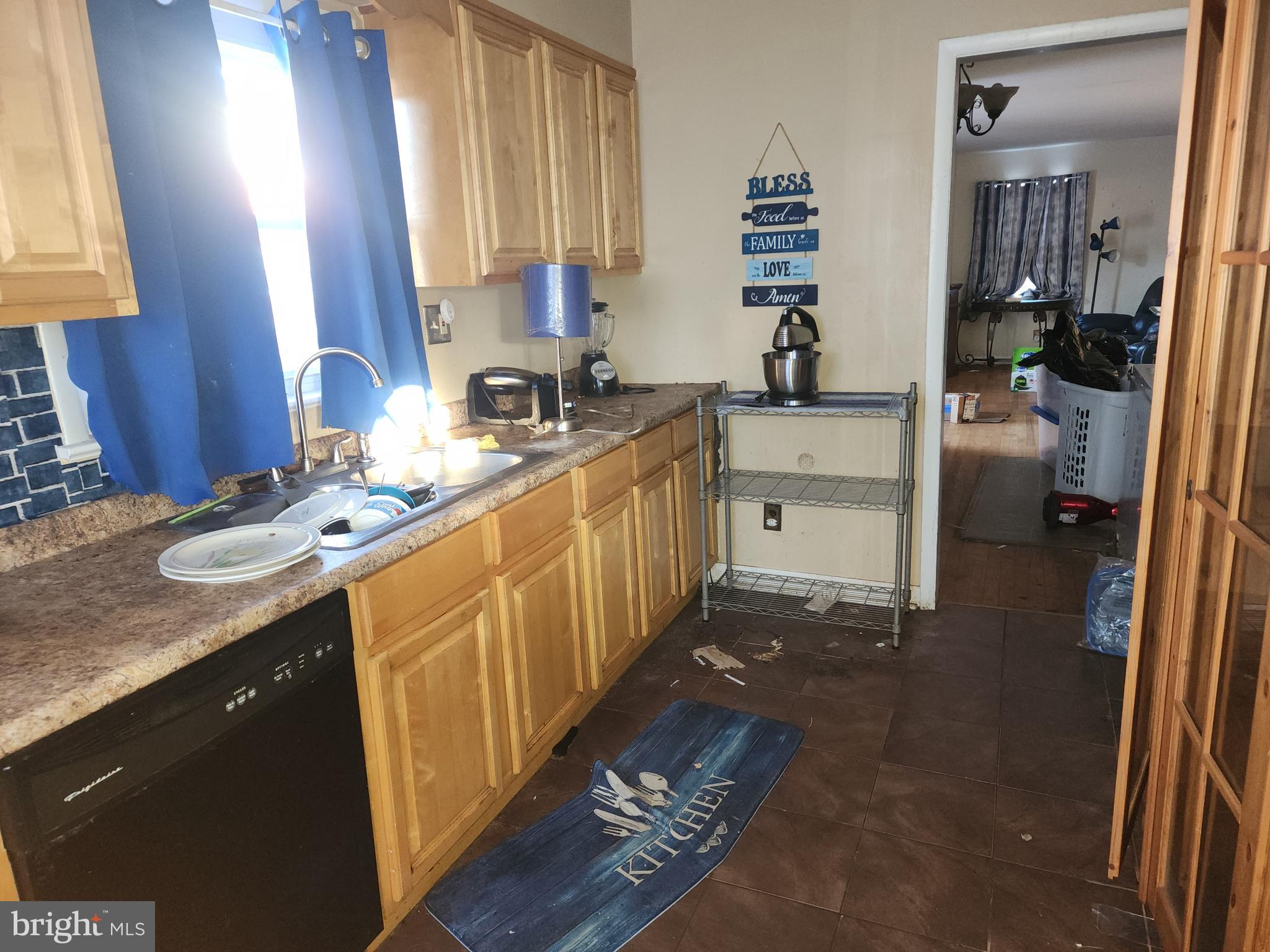 121 MCCLELLAN AVENUE