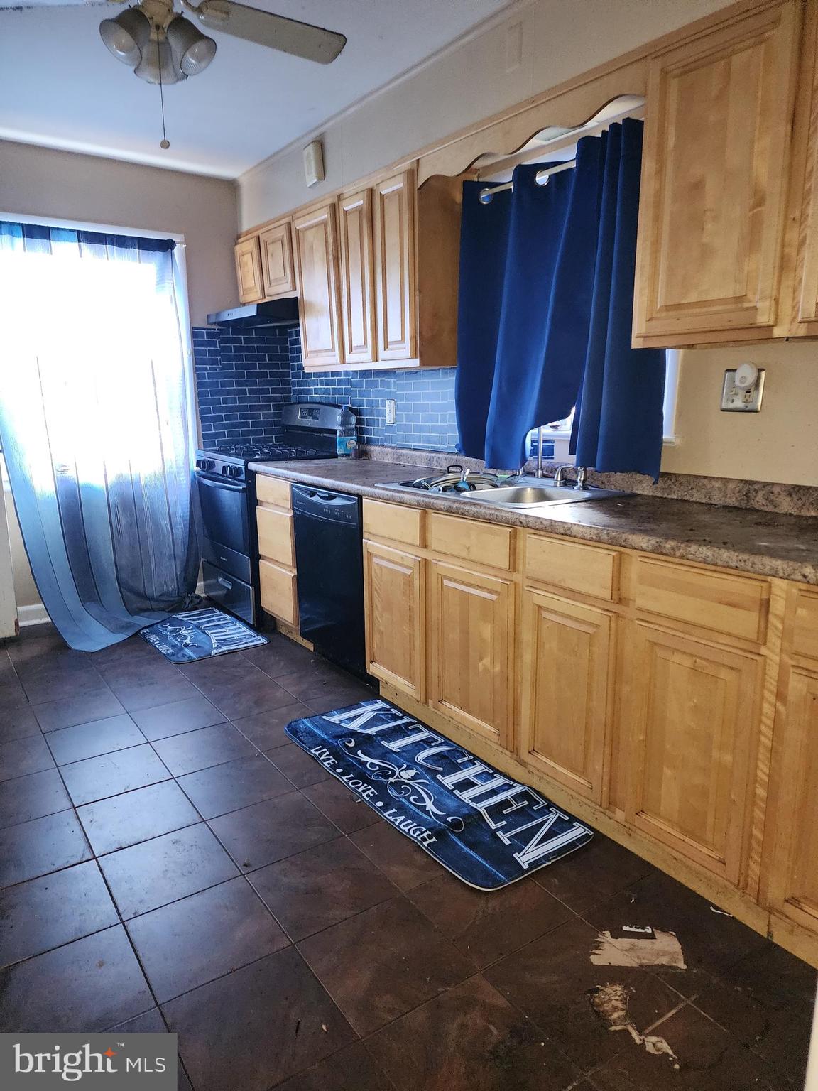 121 MCCLELLAN AVENUE
