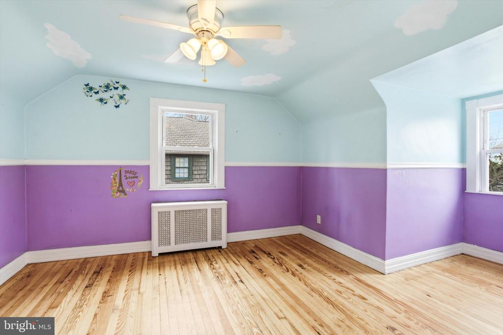 30 UPPER FERRY RD