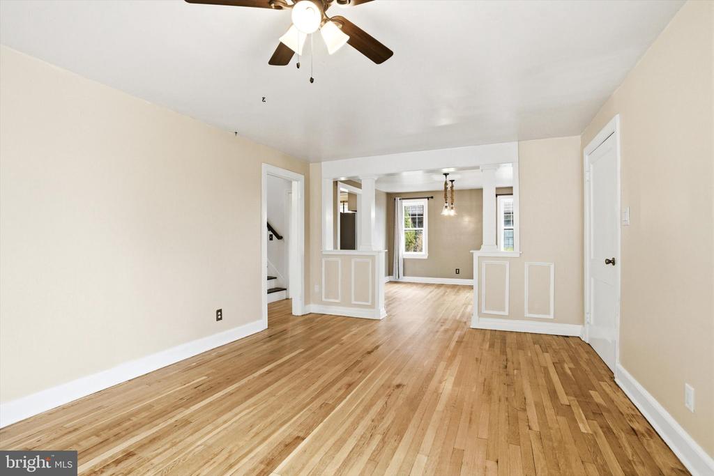 30 UPPER FERRY RD