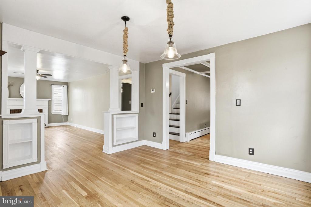 30 UPPER FERRY RD