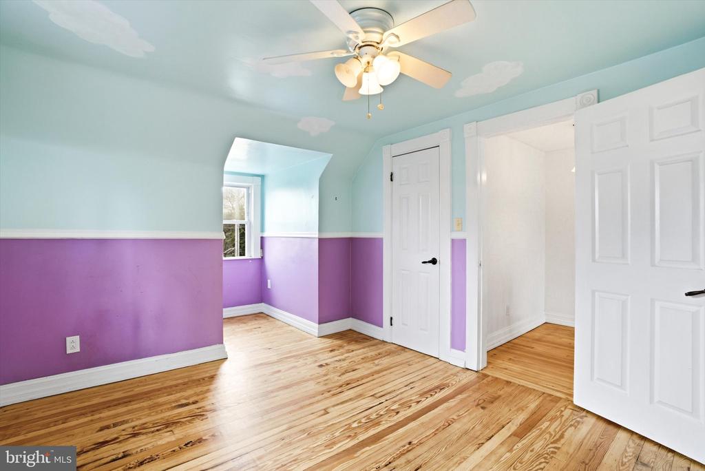 30 UPPER FERRY RD