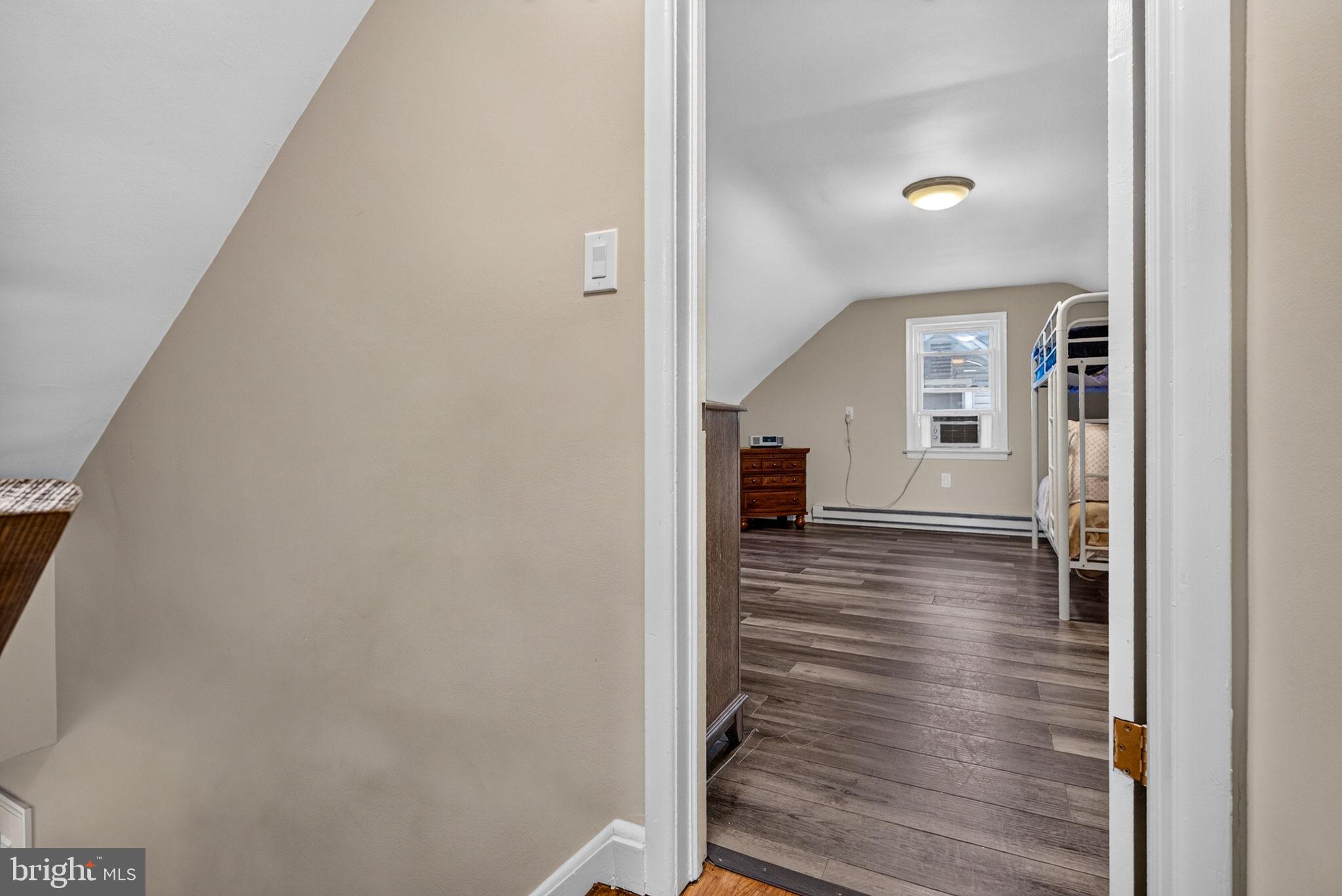 224 REDFERN STREET