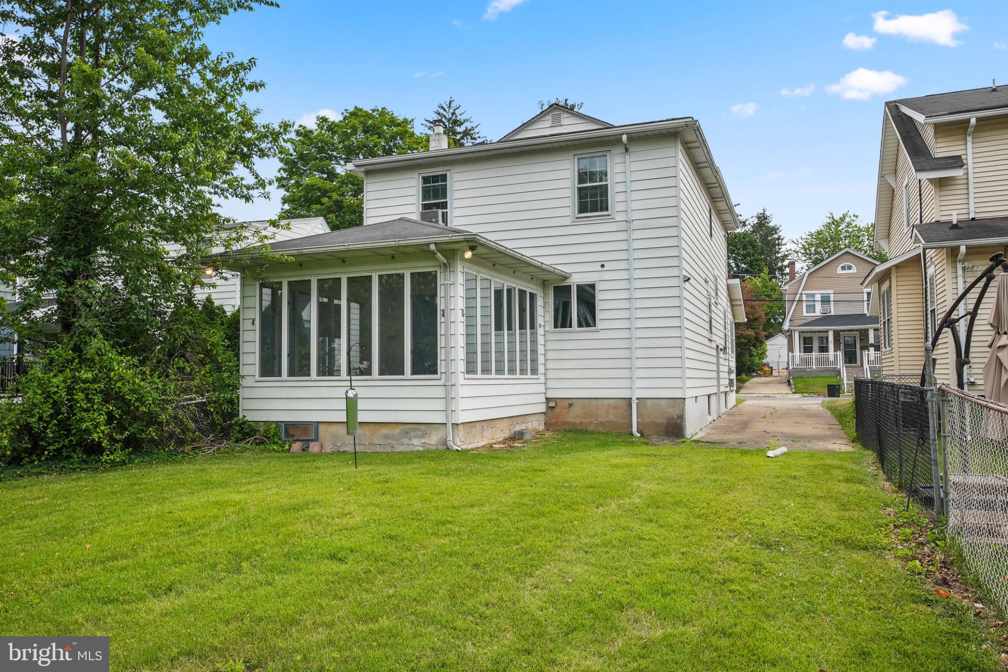 47 HILLHURST AVENUE
