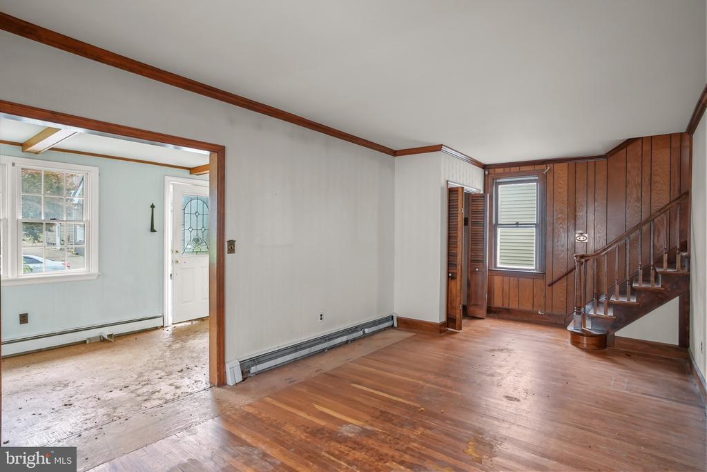 47 HILLHURST AVENUE