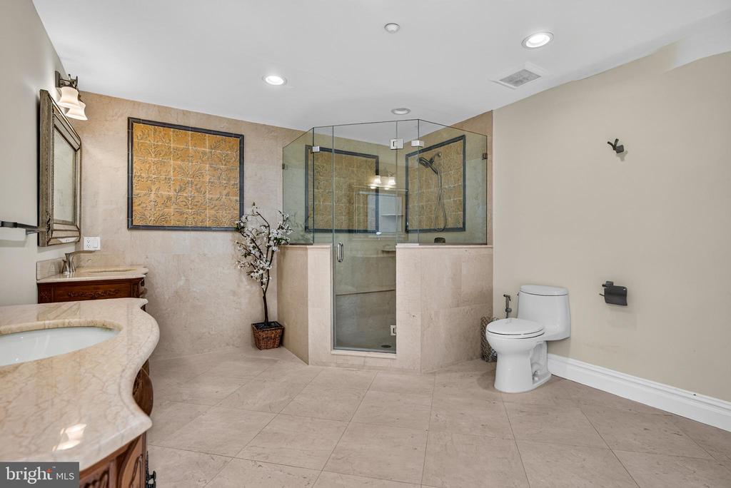 3870 PRINCETON PIKE