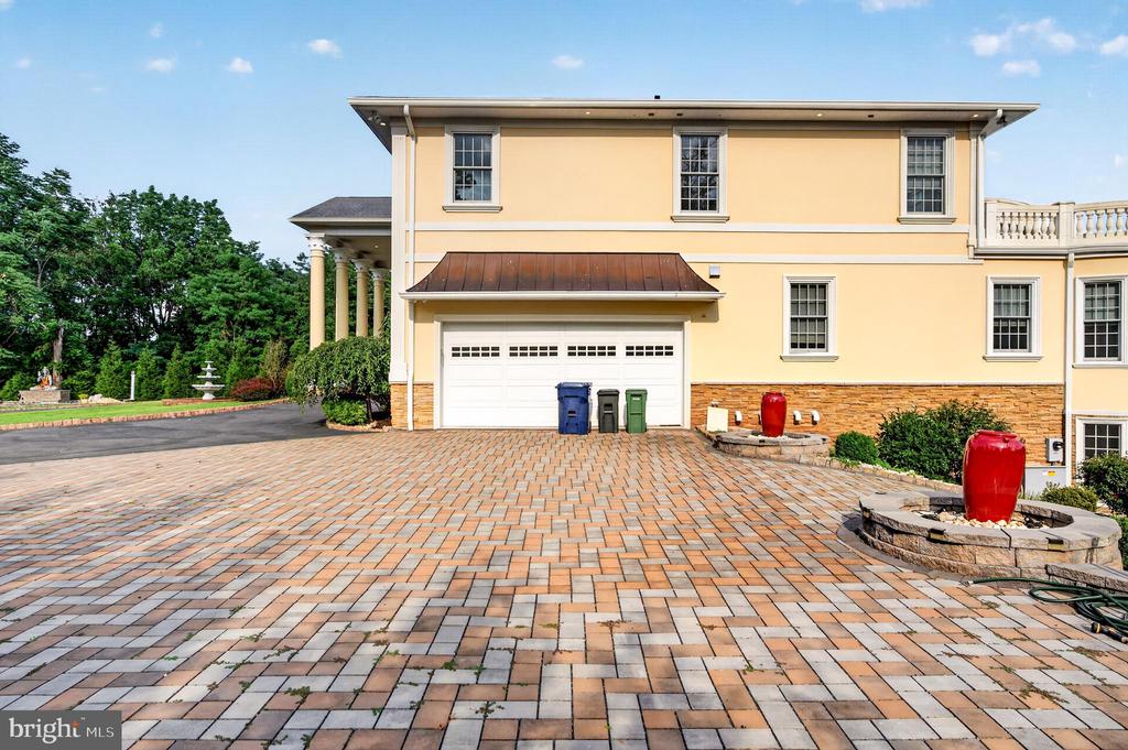 3870 PRINCETON PIKE