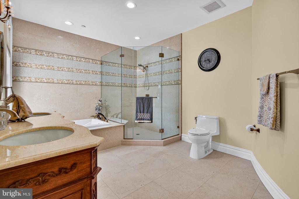 3870 PRINCETON PIKE