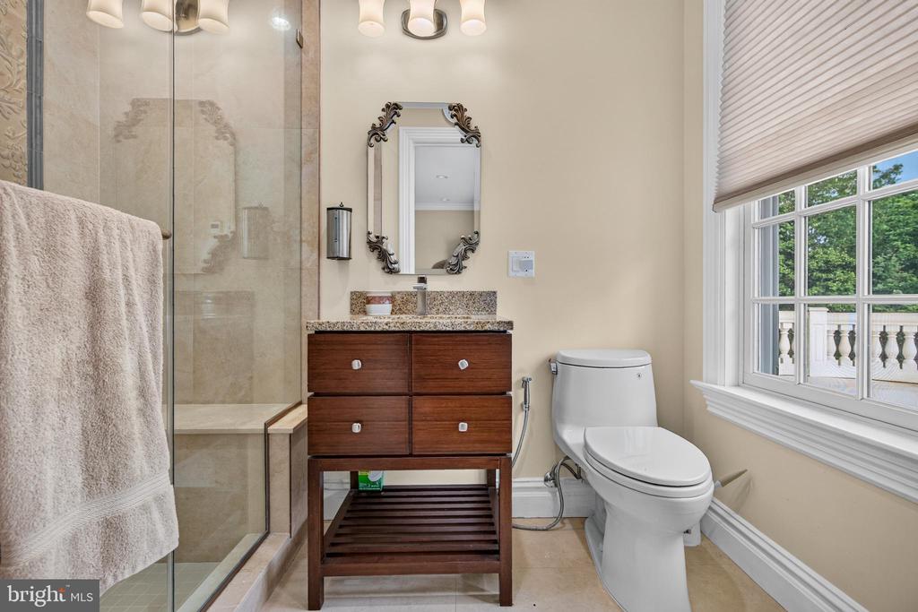 3870 PRINCETON PIKE