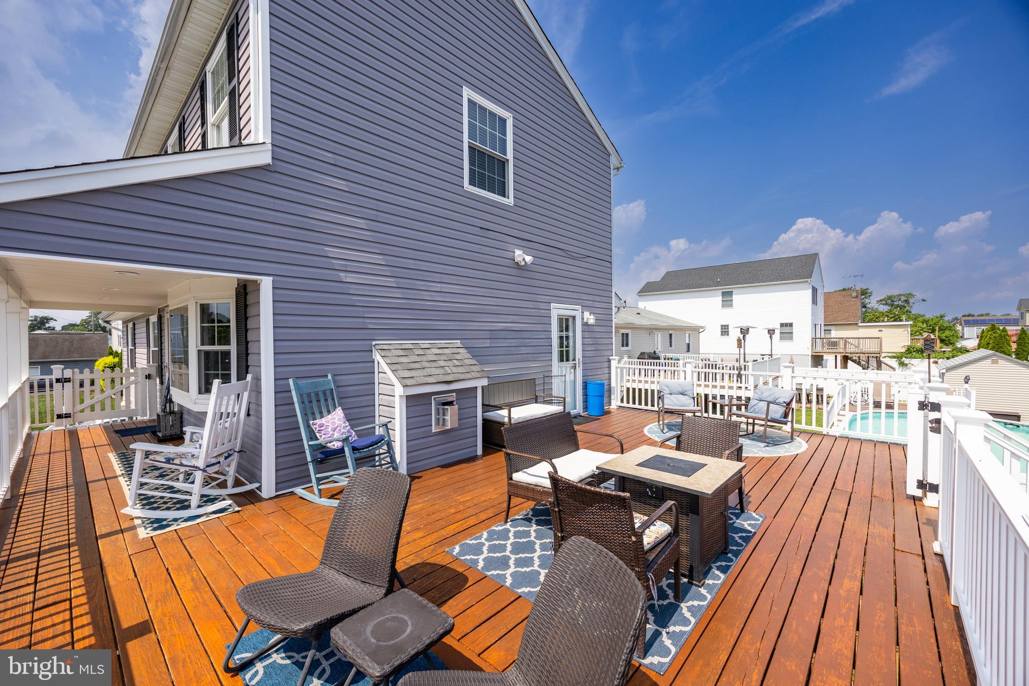 605 SPRUCE STREET