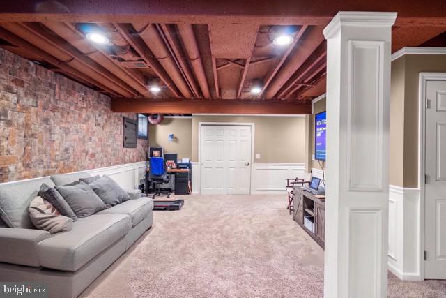 8 Congress Ln