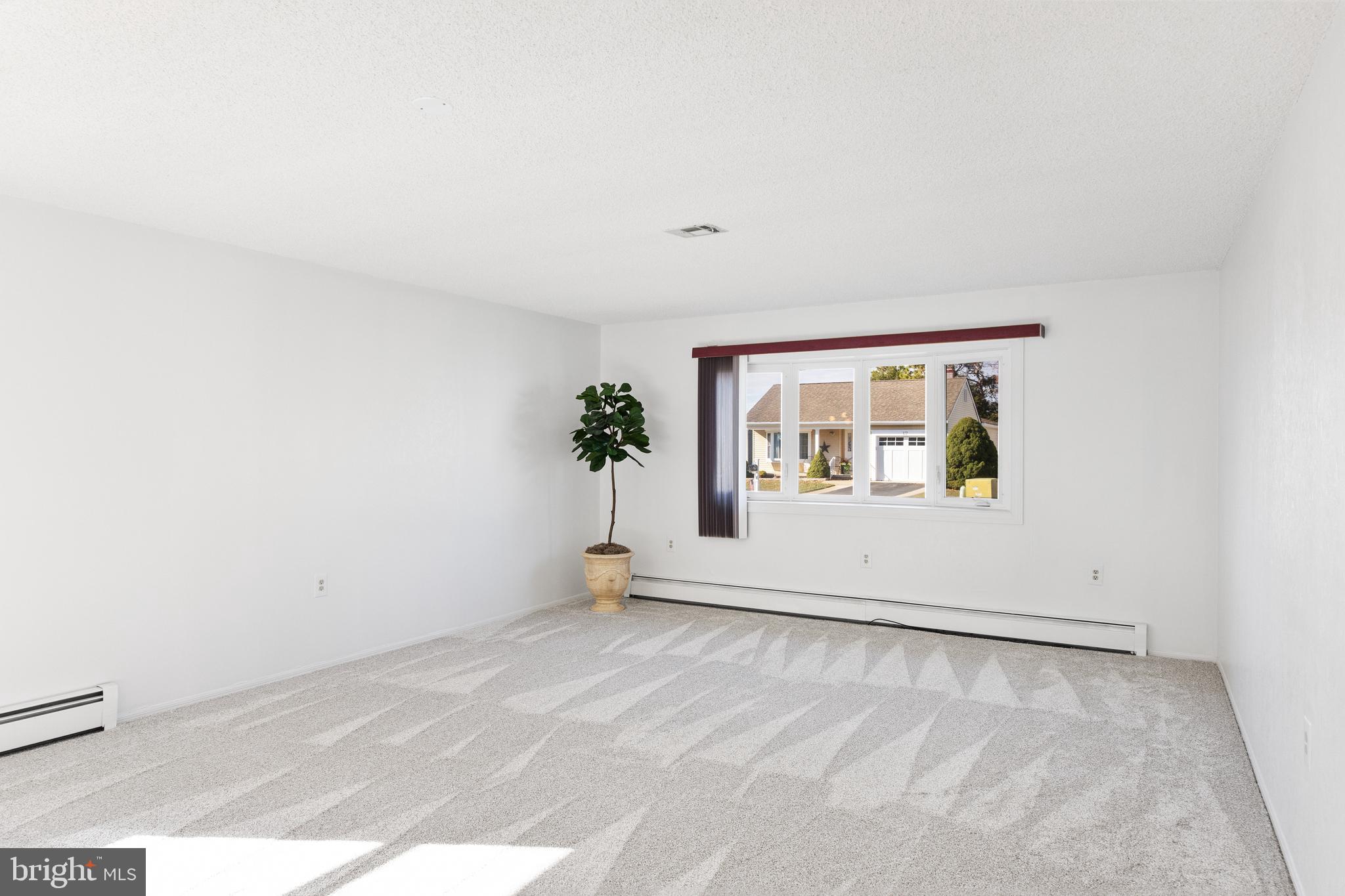 20 Noranda St