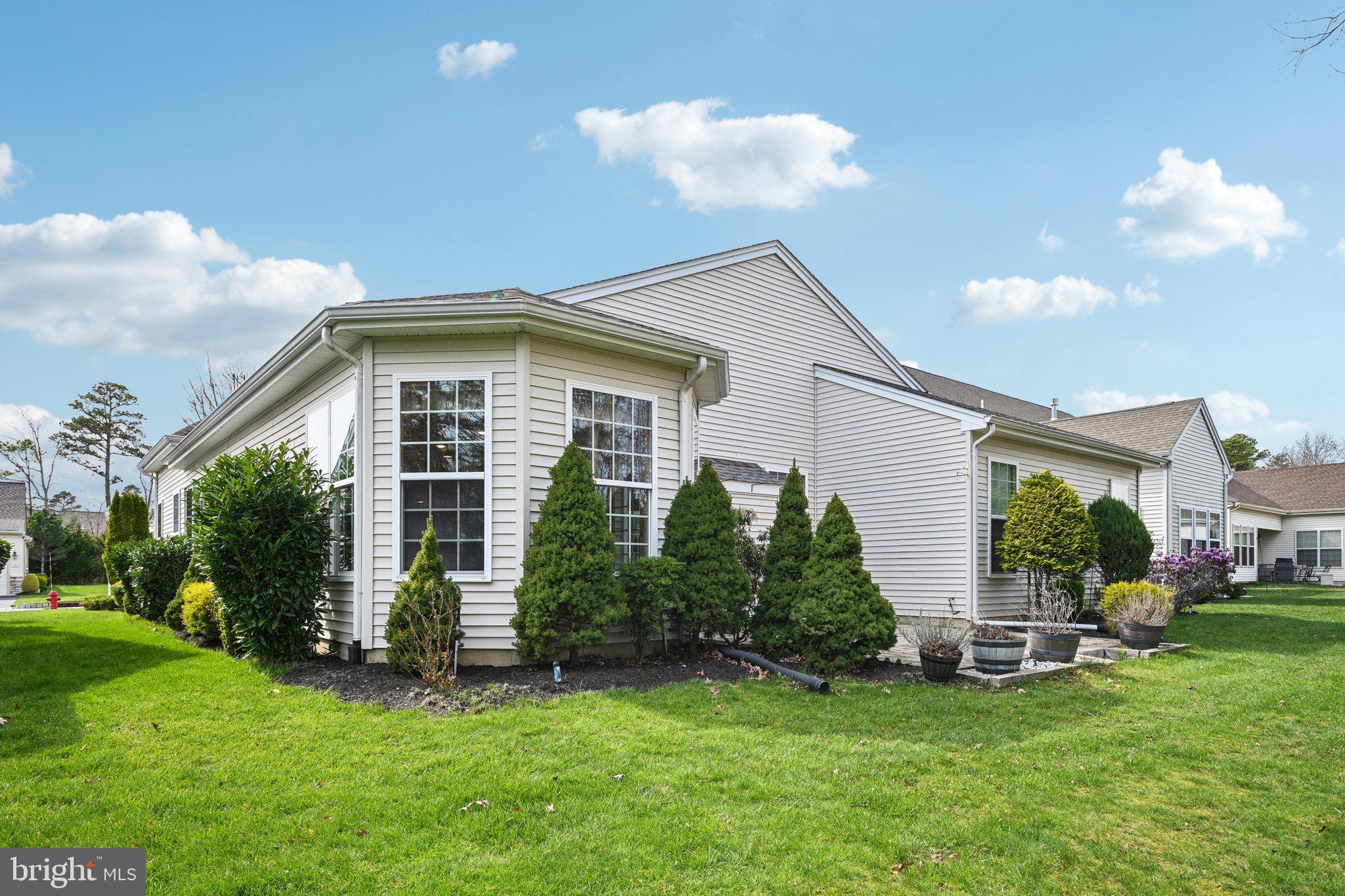 28 Bear Island Dr