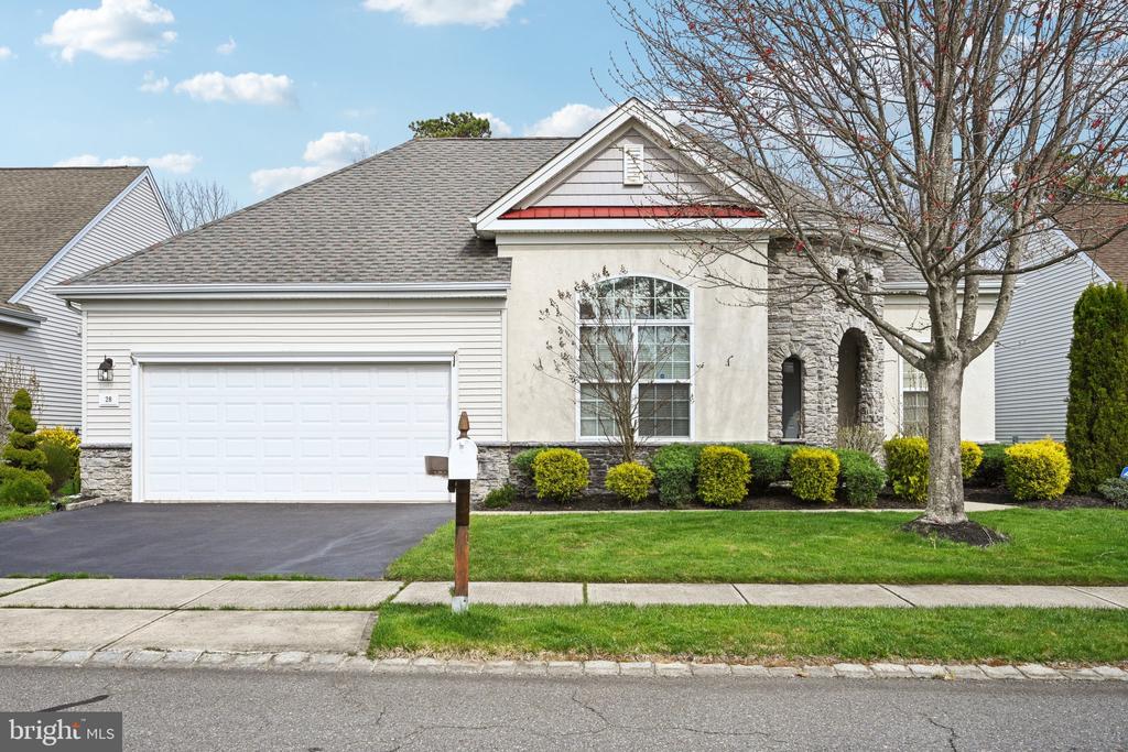 28 Bear Island Dr