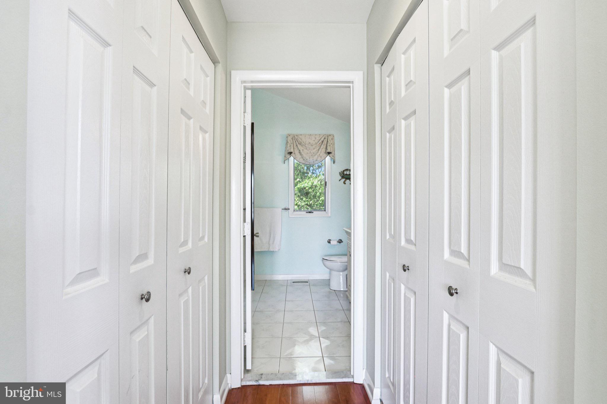 103 W Jeanette Ave