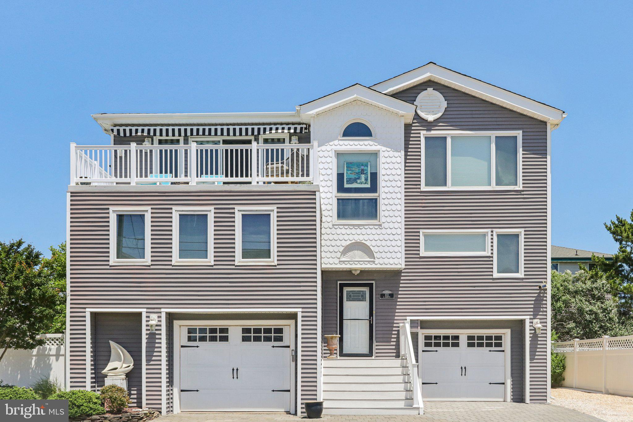 103 W Jeanette Ave