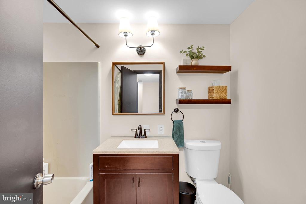 424 IBIS COURT