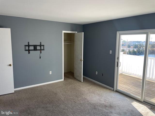 7 W PLAYHOUSE DRIVE