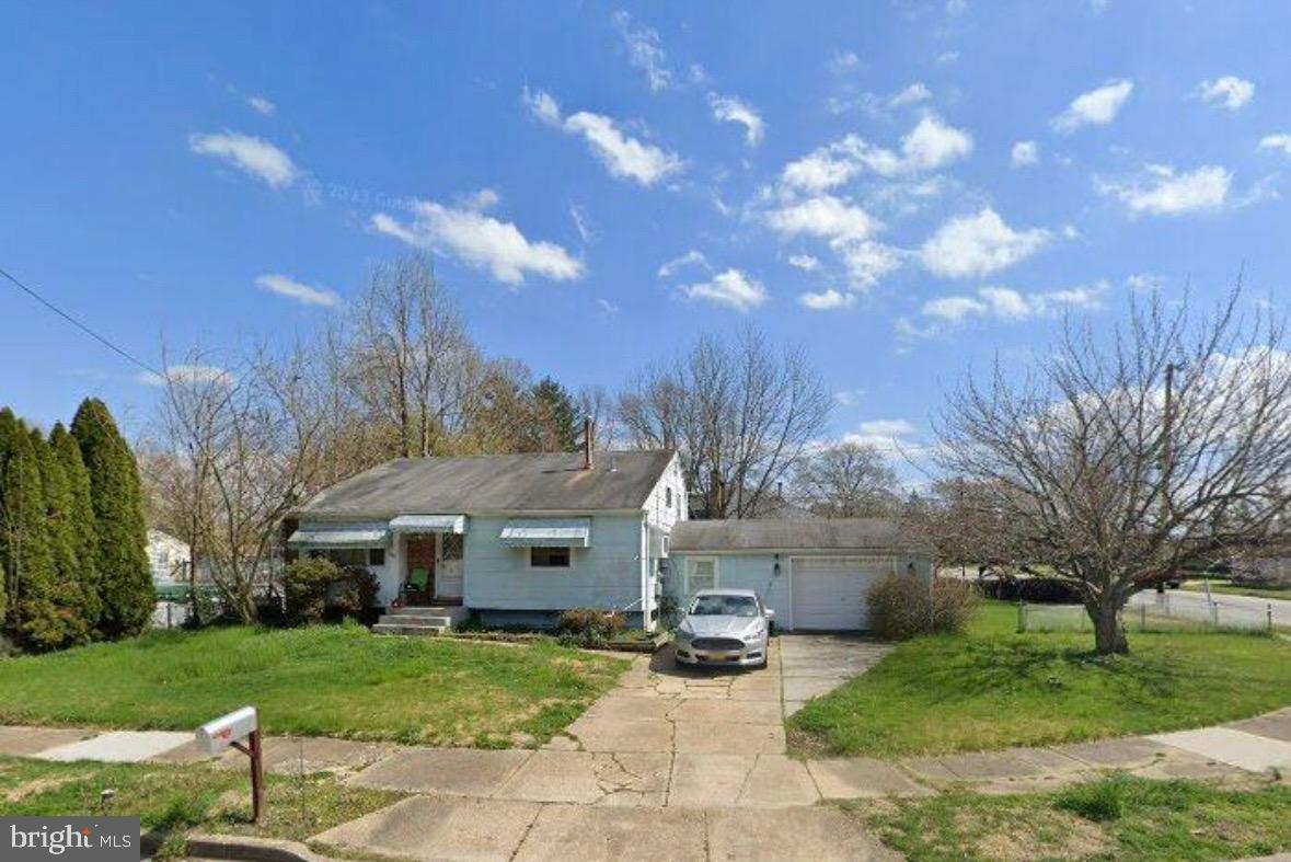 204 Pine Ave